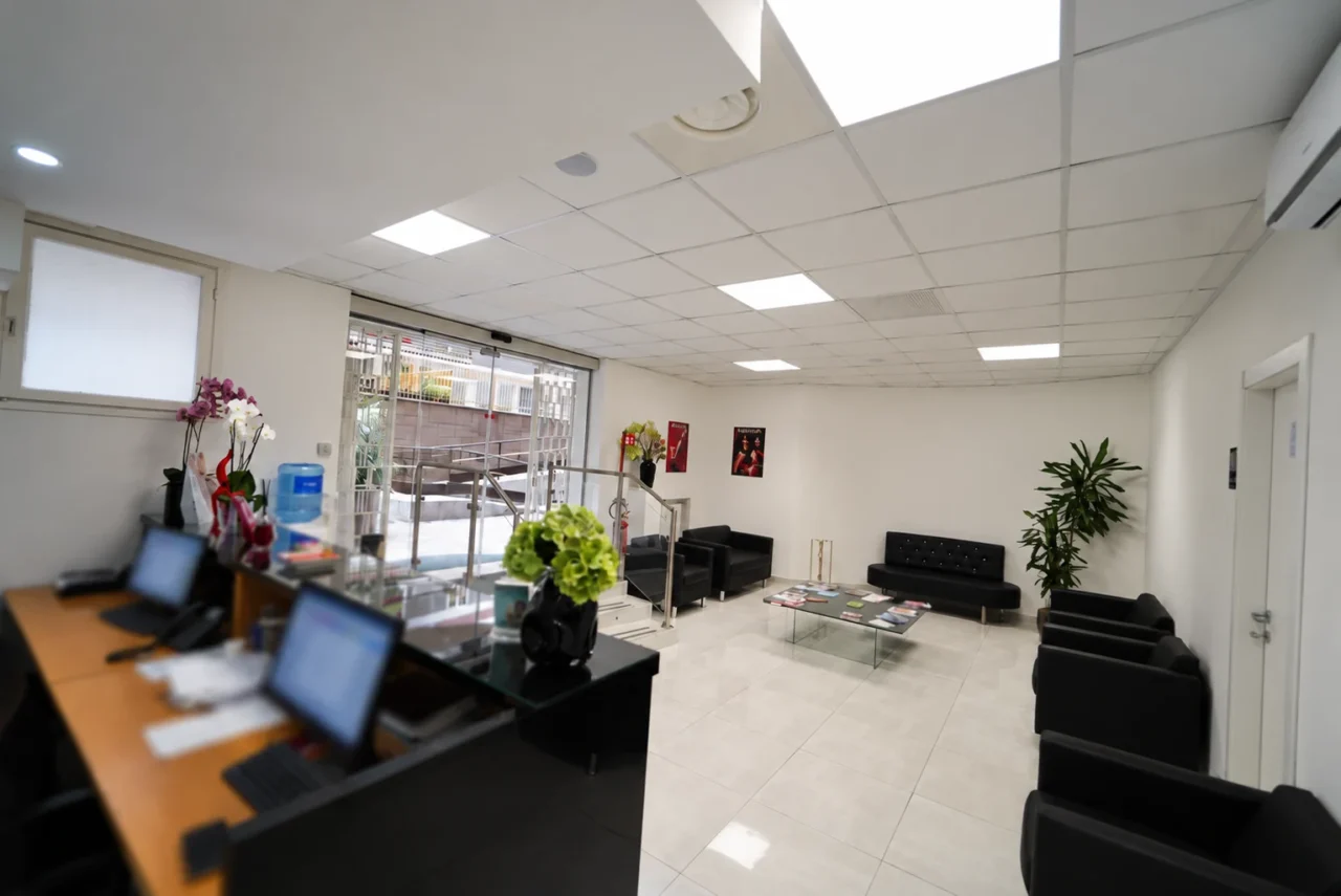Sala di attesa Eukratos